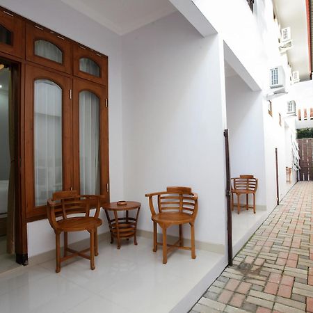 Banua Raya Homestay Yogyakarta Exterior photo