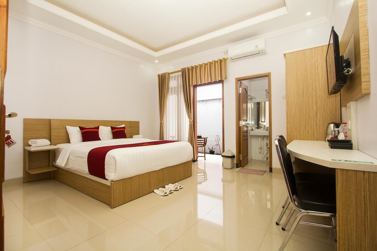Banua Raya Homestay Yogyakarta Exterior photo
