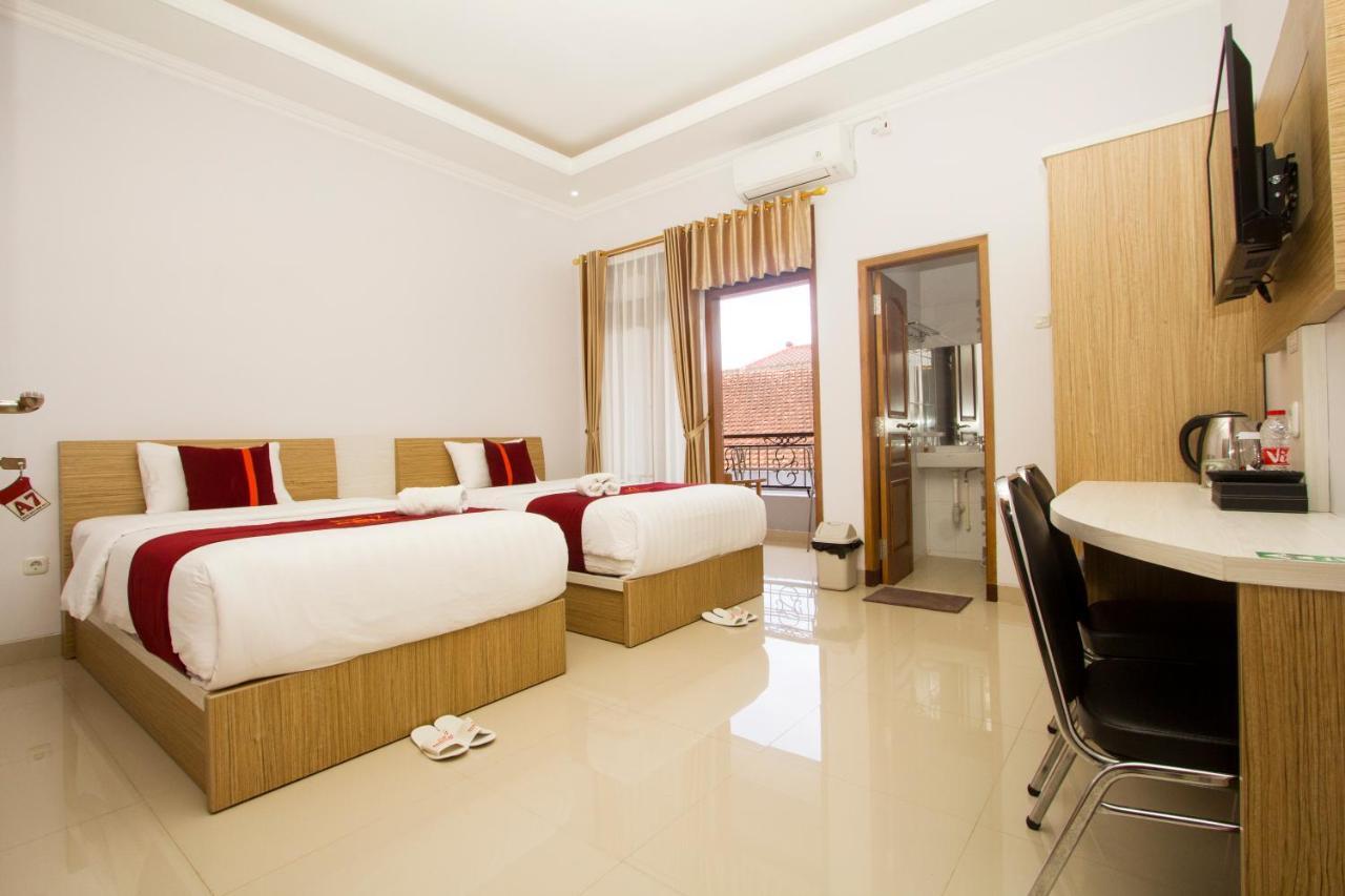 Banua Raya Homestay Yogyakarta Exterior photo