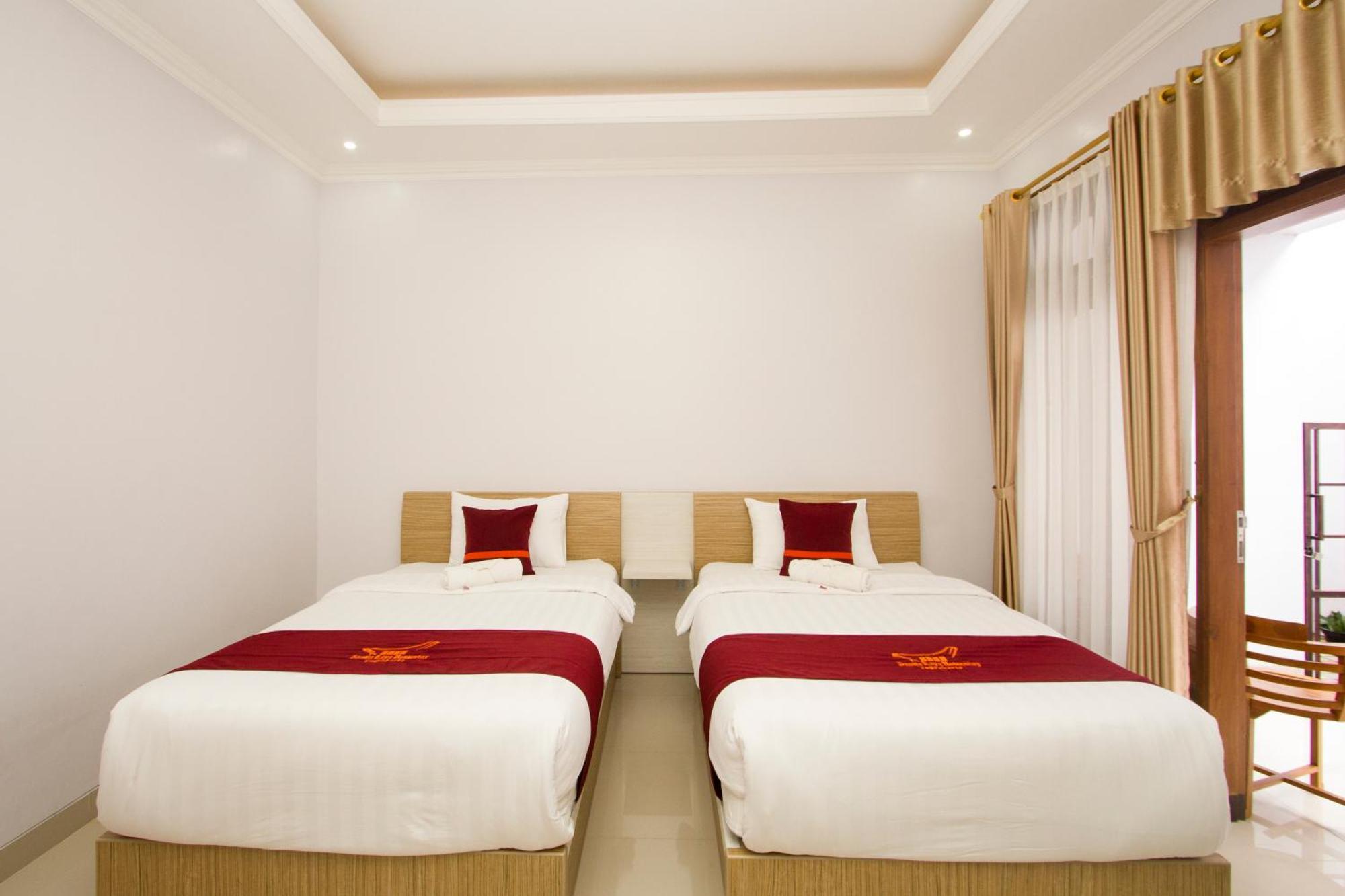 Banua Raya Homestay Yogyakarta Exterior photo