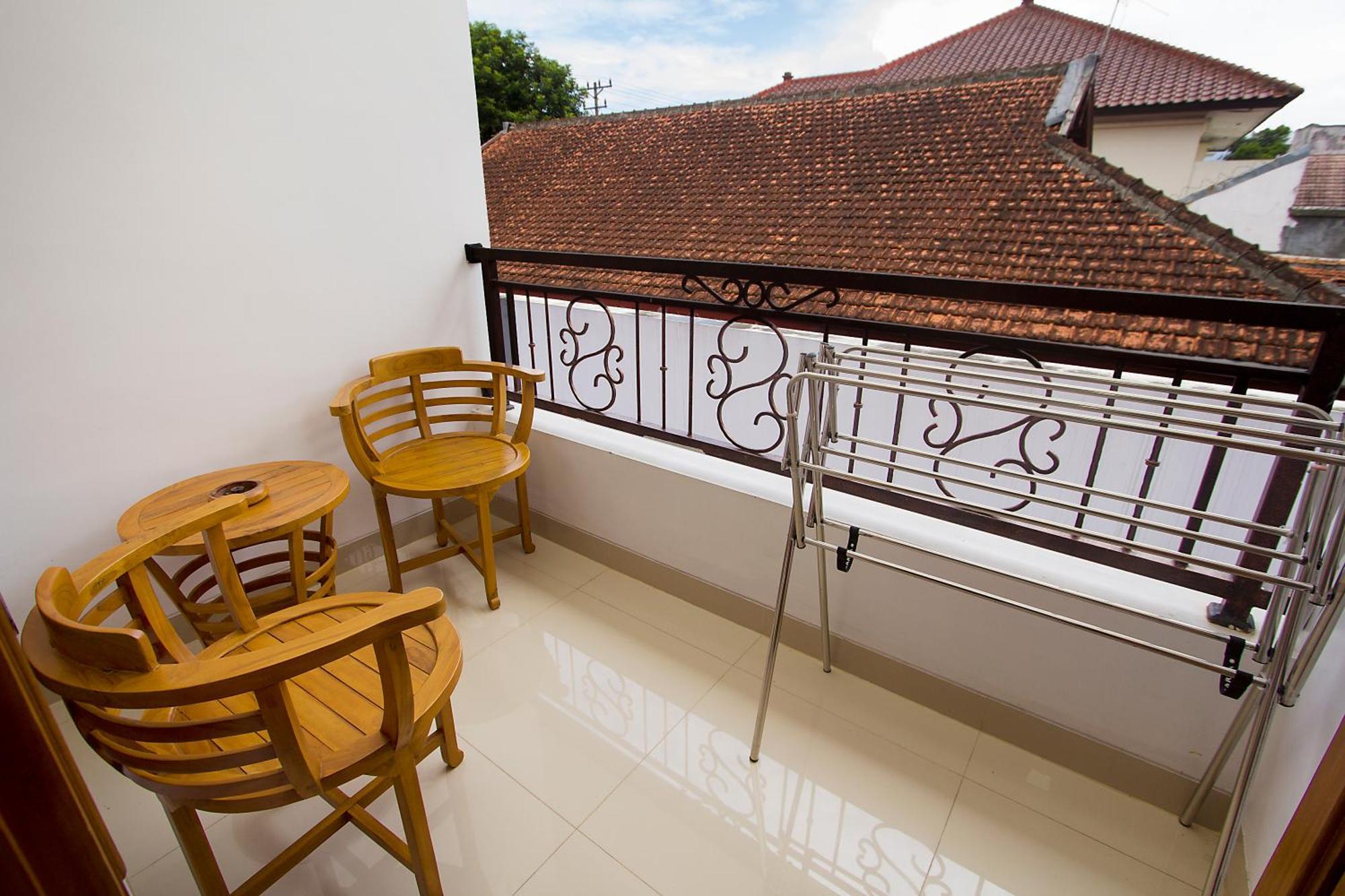 Banua Raya Homestay Yogyakarta Exterior photo